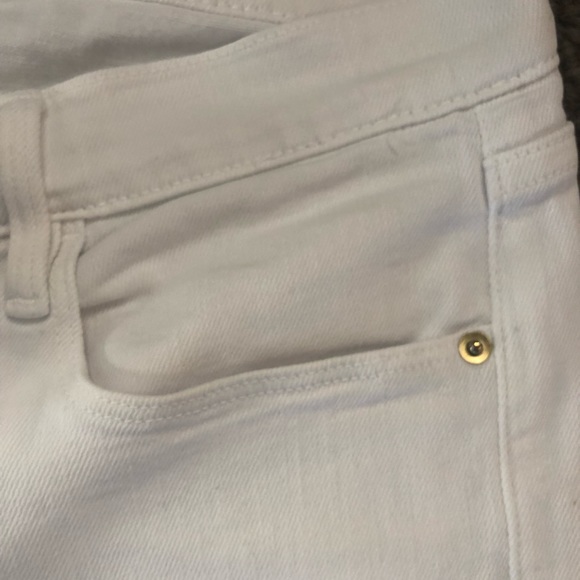 Frame White Skinny Jeans - Size 25 - Picture 10 of 11
